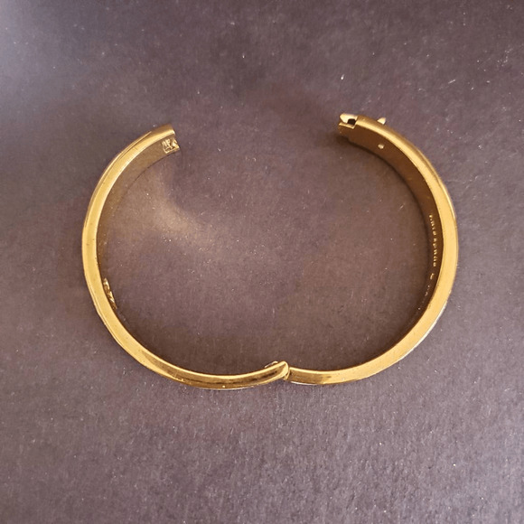 Kate Spade Hinged‎ Bangle Hole Punch Cream Enamel and Gold Plate Casual Everyday - Picture 10 of 11